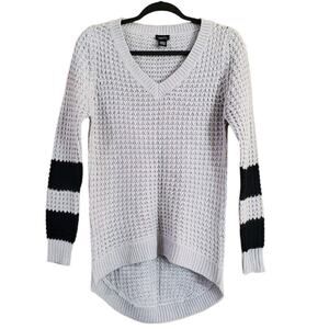 Rue 21 Women's Gray Crochet Knit High-Low Tunic Sweater Size Small